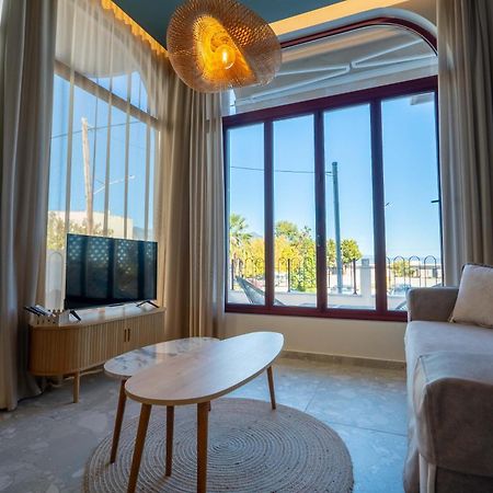 Take Me Here With A Sea View By Salt Apartments Волос Экстерьер фото