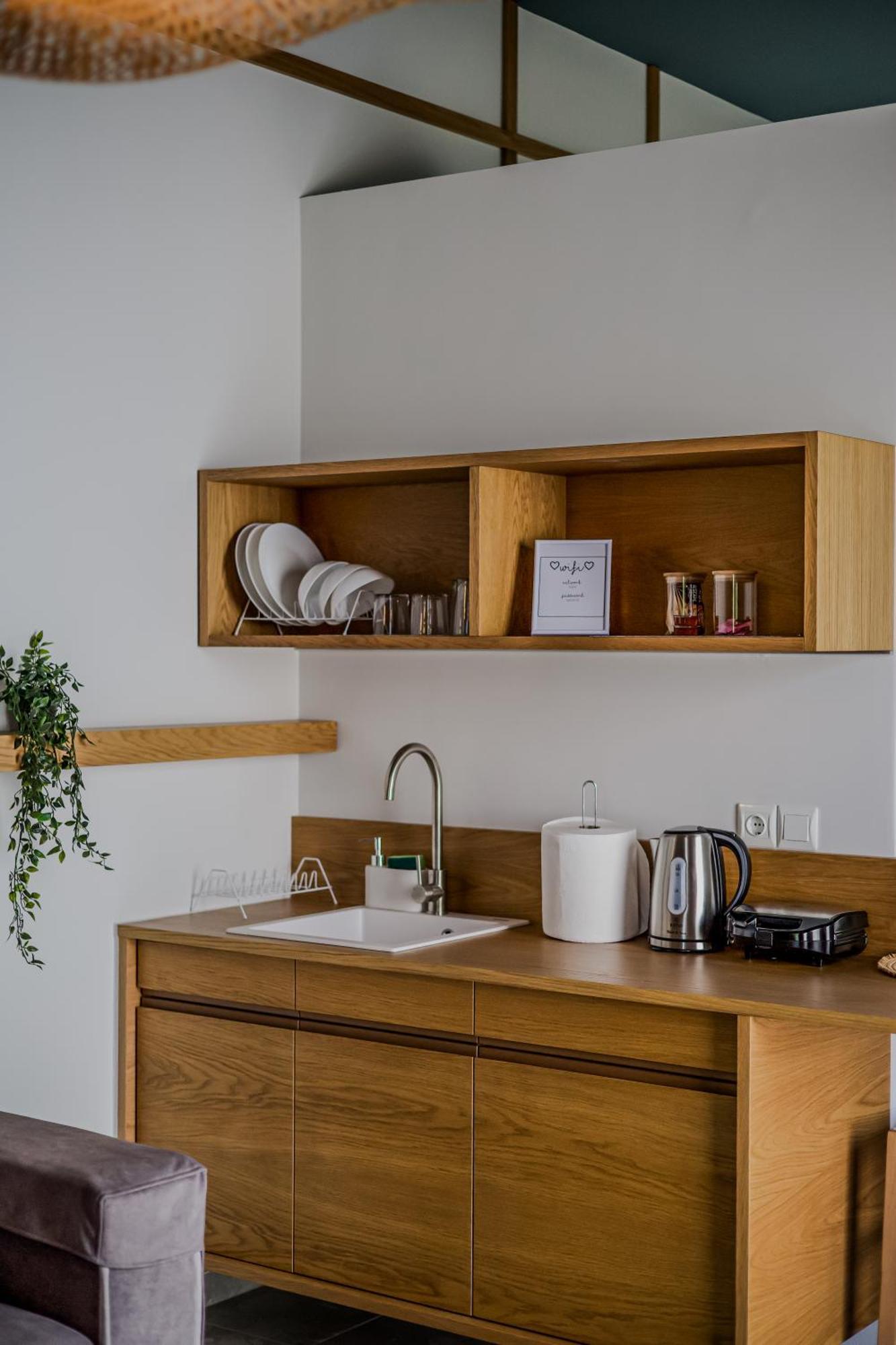 Take Me Here With A Sea View By Salt Apartments Волос Экстерьер фото
